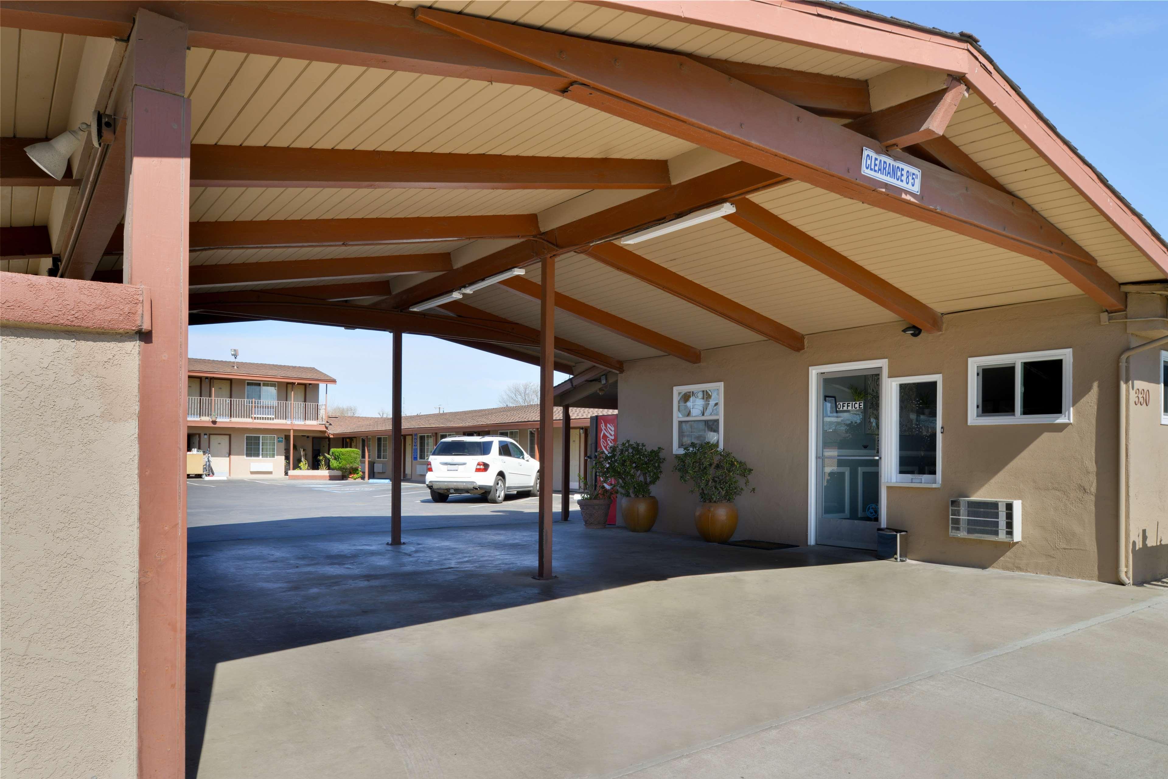 Americas Best Value Inn Los Banos Exteriör bild