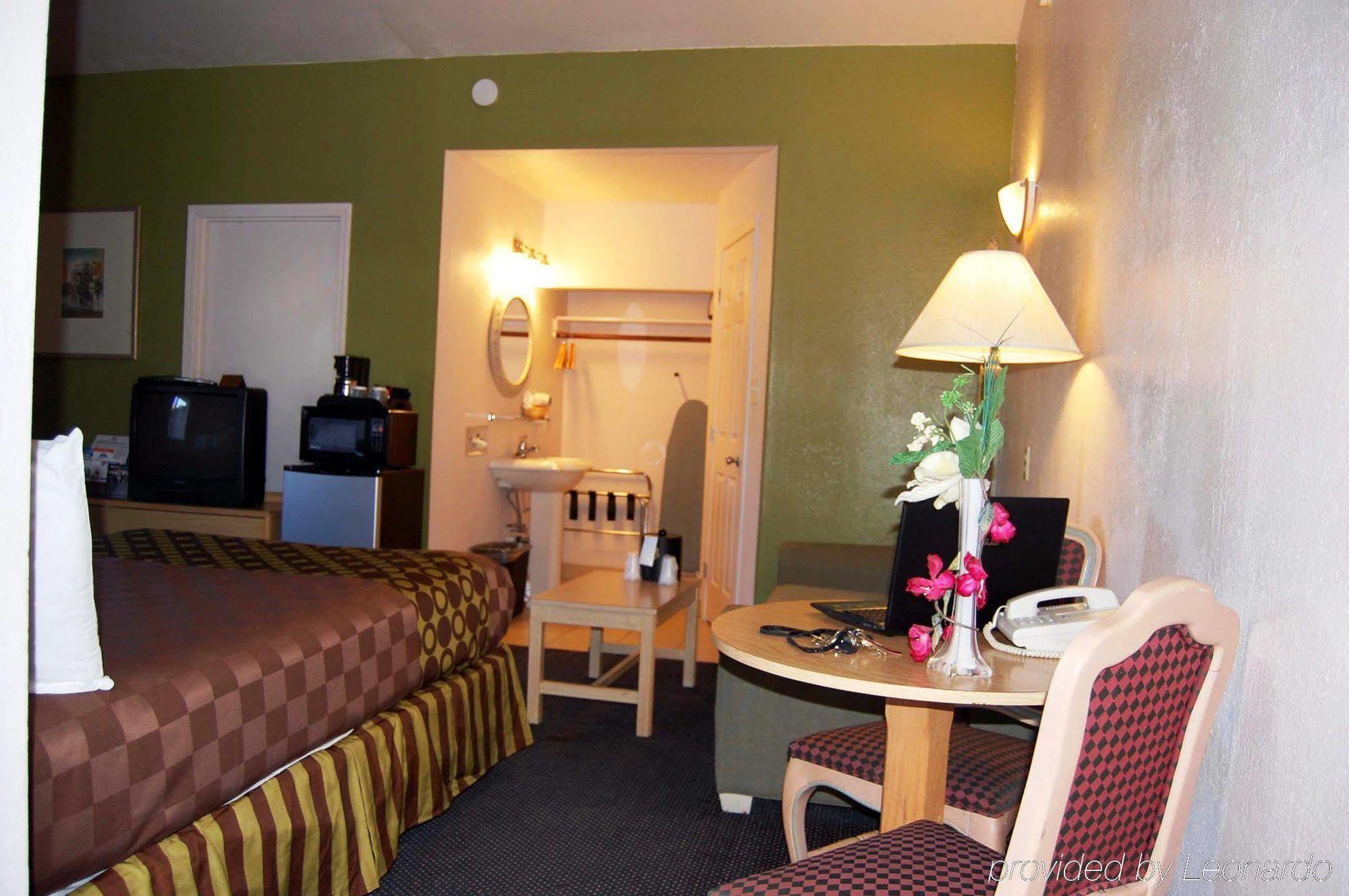 Americas Best Value Inn Los Banos Exteriör bild