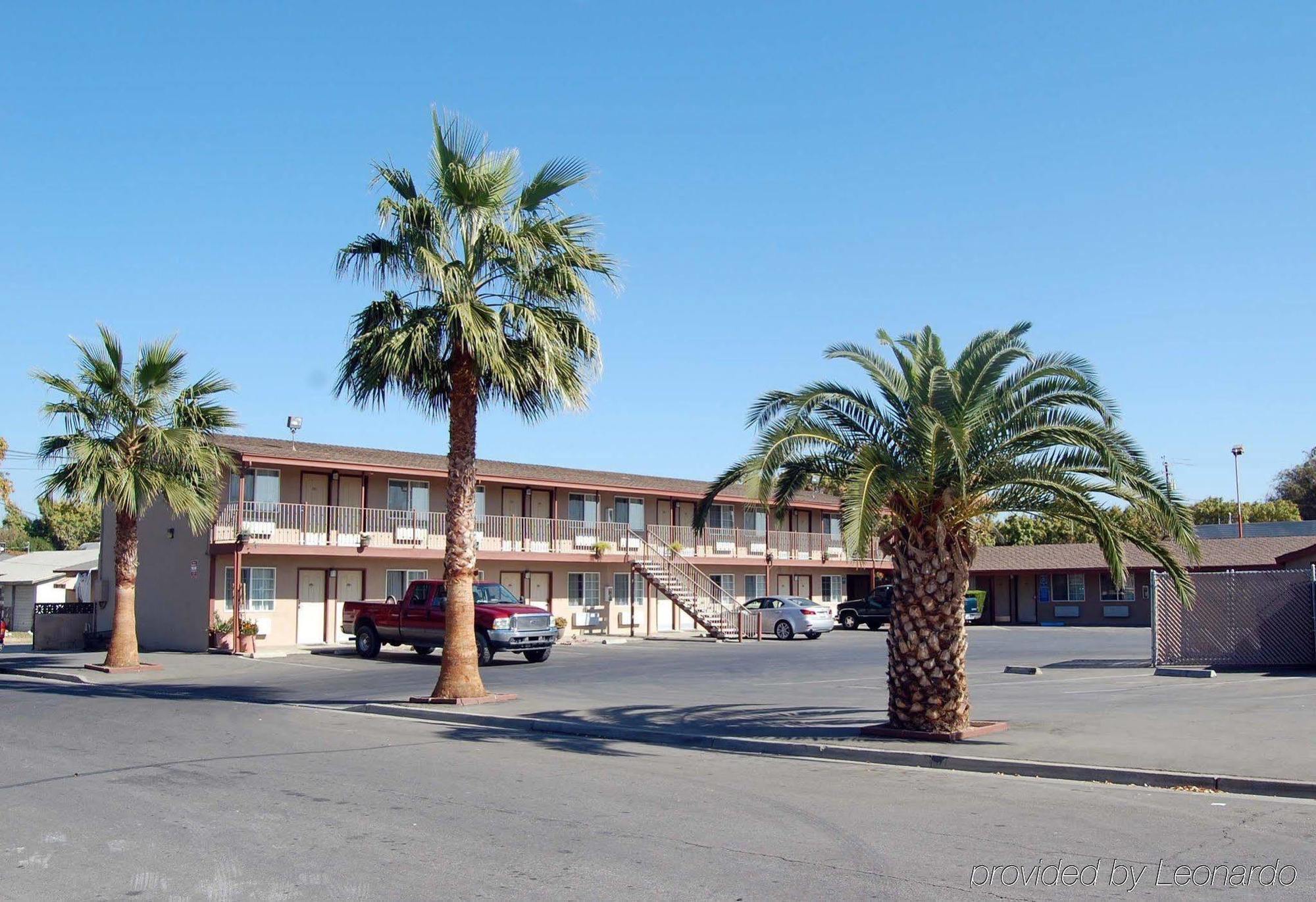 Americas Best Value Inn Los Banos Exteriör bild